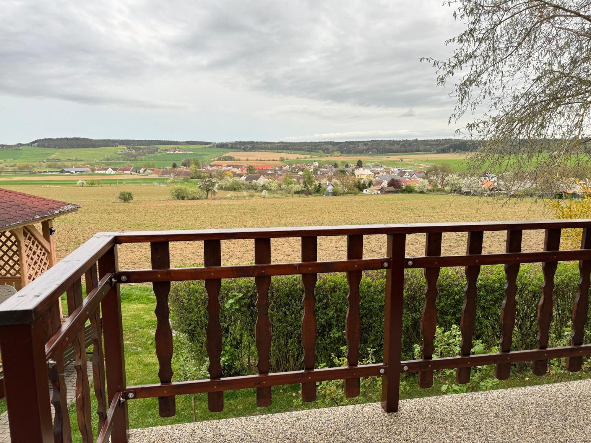 Chata U Lesa Přeštice Exterior foto